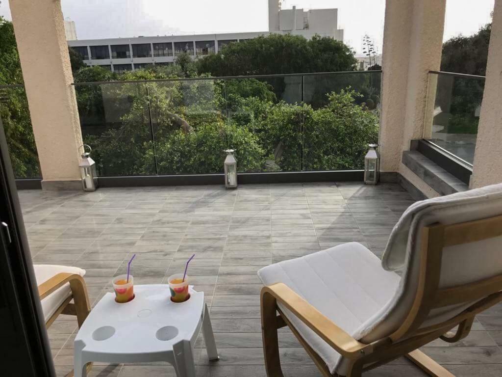 Mare Monte Seaview Boutique Apartment Paphos Buitenkant foto