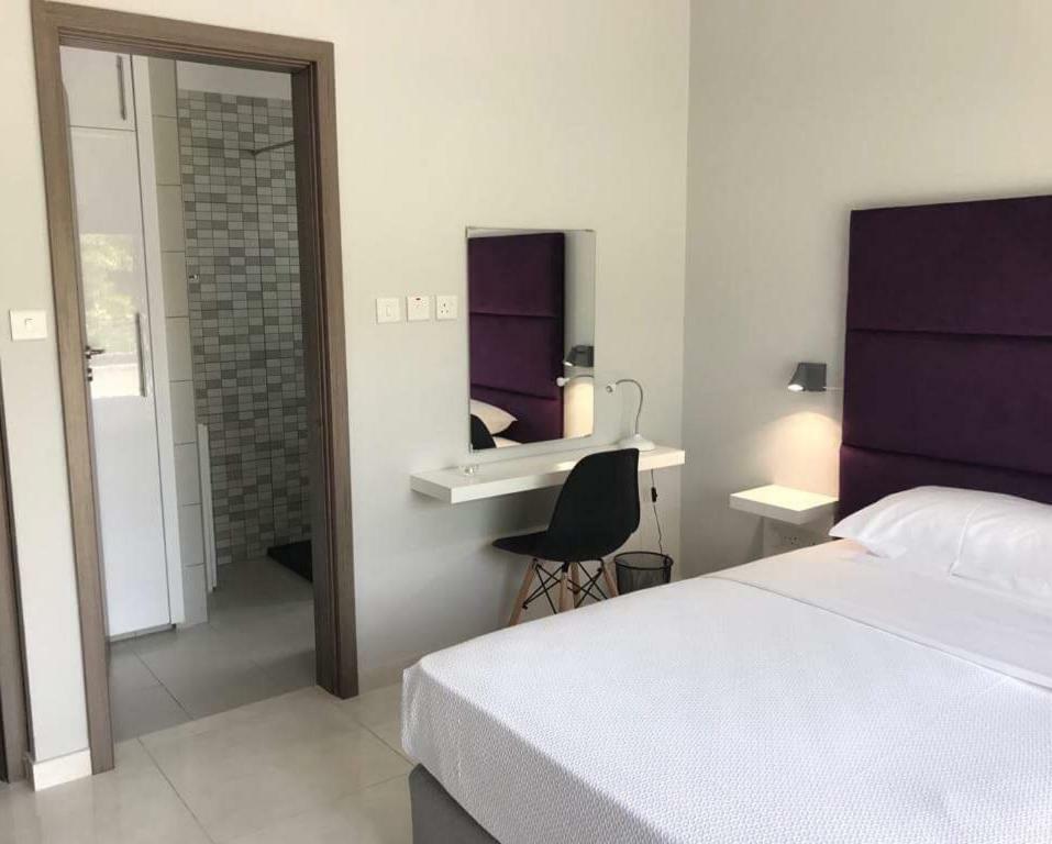 Mare Monte Seaview Boutique Apartment Paphos Buitenkant foto